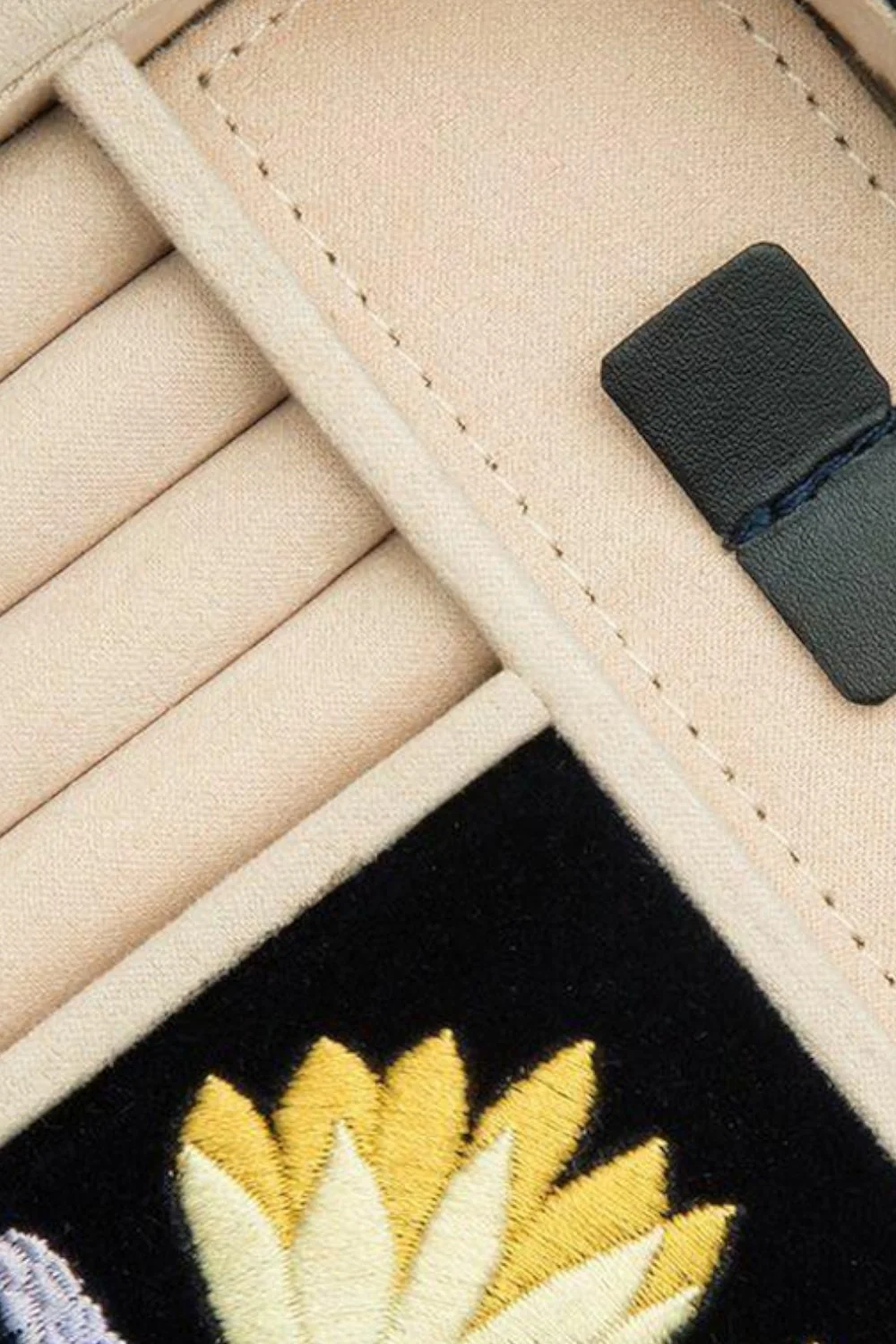 Wolf 1834 Zoe Travel Zip Case in Indigo - Image 5